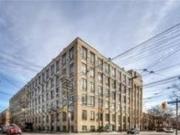 Stunning Authentic Loft In The Jewel Of Queen West...