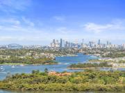 Stunning 2 Bedroom Apartment with City & Harbour Bridge...