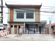 Stunning Brandnew House for SALE in BF Resort Village,...