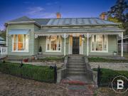 STUNNING CENTRAL FOUR BEDROOM VICTORIAN WITH STUDIO