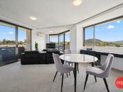 Stunning City and Escarpment Views Stunning City and Escarpment Views