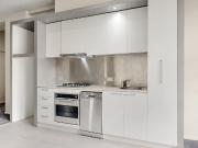 Stunning City Location – Spacious One Bedroom Gem!