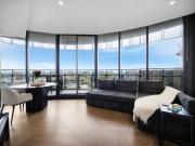 Stunning Corner 1 Bedroom Apartment in Capitol Grand