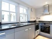 Stunning Duplex Apartment Near Hyde Park
