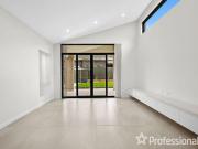 Stunning Duplex in Smithfield