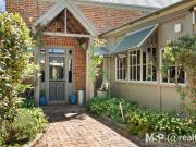 Stunning Executive House & Cottage on acreage Bathurst NSW