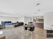 Stunning Family Home in Tarneit VIC! Stunning Family Home in Tarneit VIC!