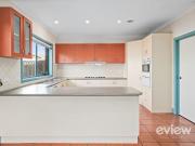 Stunning family home in Werribee!