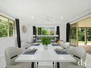 Stunning Family Sanctuary Overlooking the Lake on 3001 sqm