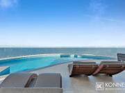 Stunning Fully Furnished 2 Bedroom Apartment 18th Floor...