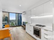 Stunning fully furnished apartment in central CBD