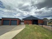 STUNNING FAMILY HOME