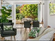 STUNNING GARDEN APARTMENT WITH ICONIC HARBOUR VIEWS