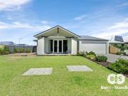 Stunning Home + Side Access to Shed, Opposite Reserve &...