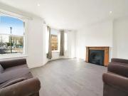 Stunning large 2 bed 2 bath flat