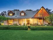 Rural Retreat with Pool, Shedding and Breathtaking Surrounds