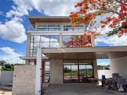Stunning Modern Contemporary House with Overlooking View...