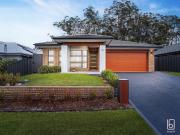 Stunning Modern Home backing onto Tranquil Bushland