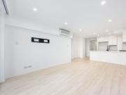 Stunning, Modern, Newly Renovated Apartment in Caringbah