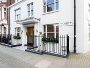 Stunning Modern studio apartment to rent in Mayfair,...