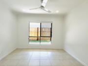 STUNNING NEAR NEW HOME IN CENTRAL PARK RIDGE Breaking...