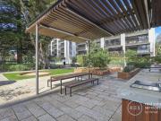 Stunning North Facing 1 Bedroom Apartment with Water...