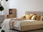 Stunning Oceanfront Apartment in the Heart of Surfers...