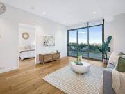 Stunning One Bed in North Sydney For Sale