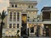 Stunning Prime Location 10 Marla House In Citi Housing...