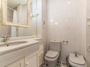 Stunning room near metro Goya