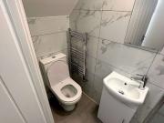 Stunning Room with Private En Suite – Just 5 Minutes...