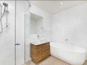 Stunning & Serene 2 Bedroom Apartment in Prime Epping...