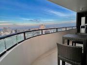 STUNNING SPACIOUS 2 BEDROOMS CONDO UNIT IN ALCOVES
