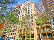 STUNNING SUITE OPPOSITE BOTANIC GARDENS WITH LEAFY...