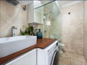 Stunning Two Bedroom Apartment