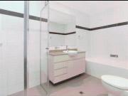 Stunning Two Bedroom Apartment – Moments from Pymble Station