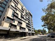 Stunning Two Bedroom Apartment Near Queen Victoria Market!