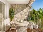 Stunning Waterfront Apartment Unfurnished Renovated to...
