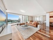 Stunning Waterfront Apartment with Beautiful Views