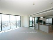 Stunning Waterfront North Facing Apartment for Rent!