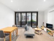 Style and Convenience in the Heart of Melbourne