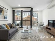 Style & effortless excellence in the heart of the city