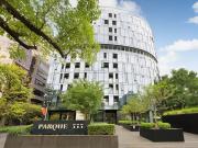 Style, space and leafy St Kilda Road views