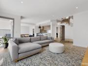 STYLE, SPACE & SOPHISTICATION – FULLY FURNISHED INNER...