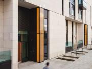 Stylische 2 Zimmer Wohnung mit Süd Loggia und Mainblick