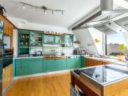 Gemütliche, helle Maisonette Wohnung tolle Lage, ruhig...