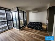 Stylish 1 Bedroom Apartment in Prime CBD Location –...