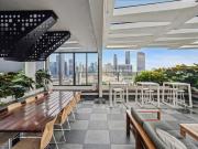 Stylish 1 Bedroom Apartment in Prime South Brisbane...