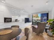 Stylish 1 Bedroom Apartment in the Heart of South Yarra