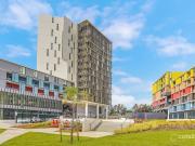 Stylish 1 Bedroom Apartment with Study, Car Space & Skylight